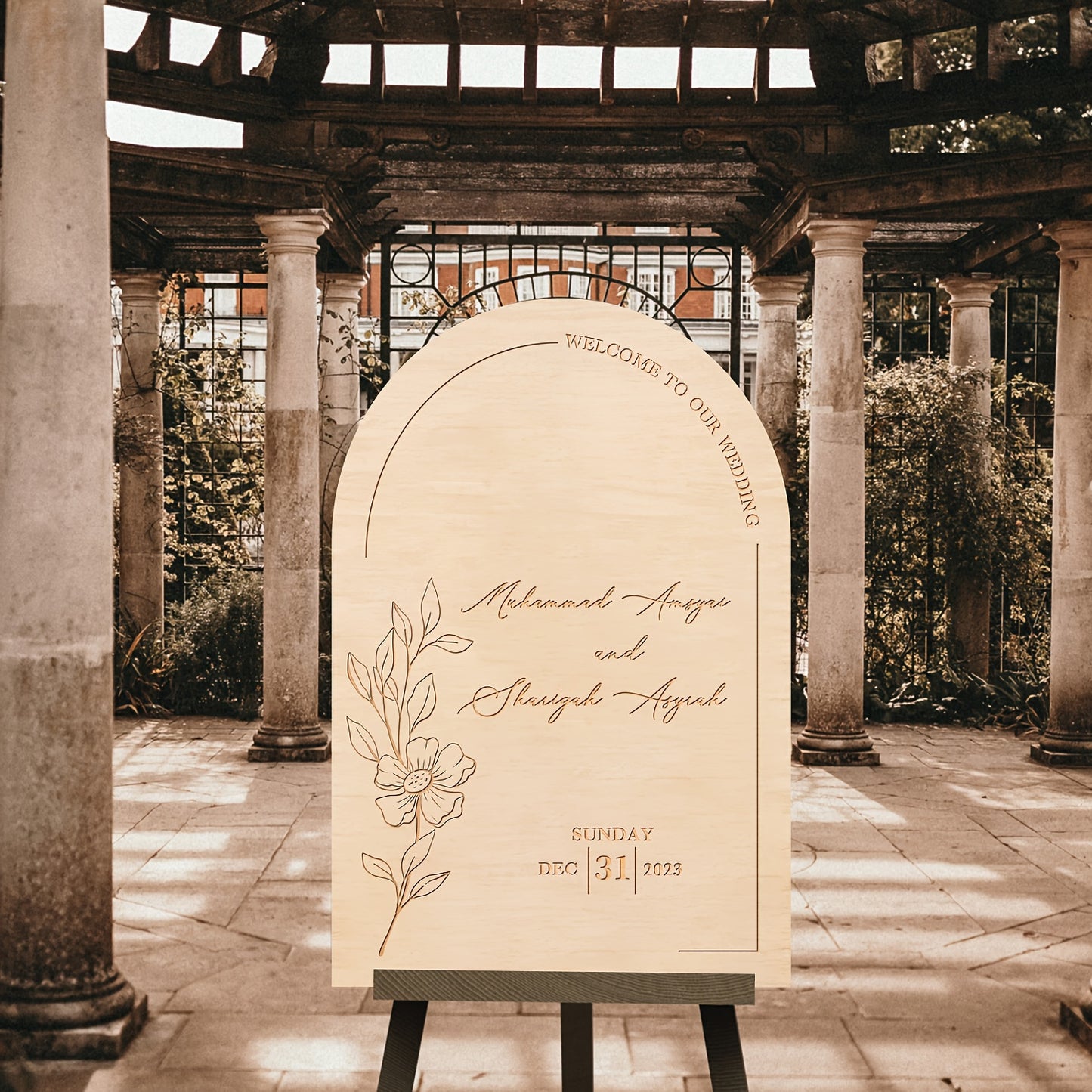 Personalisierbares Holzschild – mit Namen & Datum, perfekt als Willkommensschild für Hochzeiten & Dekoration.