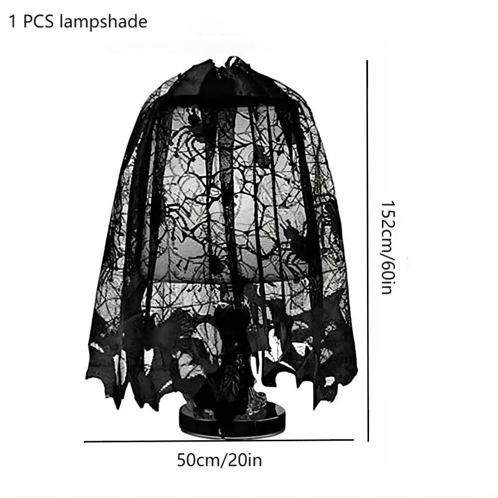 Schwarze Spitze im Spinnennetz-Design