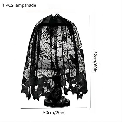 Schwarze Spitze im Spinnennetz-Design